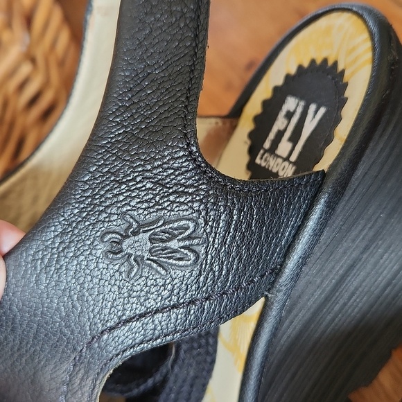 FLY London Mousse Black Lace Up Platform Wedge Sz 39 US 8 - Picture 10 of 14